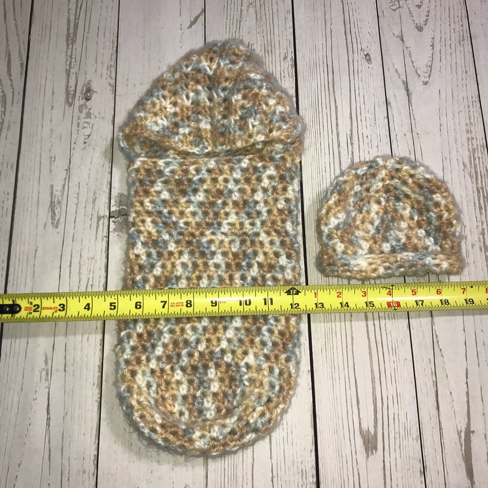 Crochet Newborn Baby Cocoon and Hat - Picture 6 of 8
